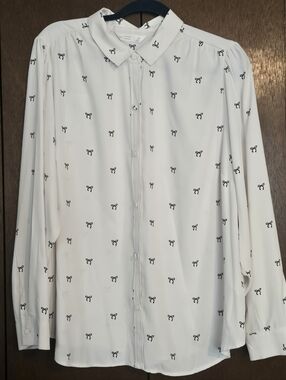 Plus Size Lauren Conrad Black Bow Pattern Button Front Shirt